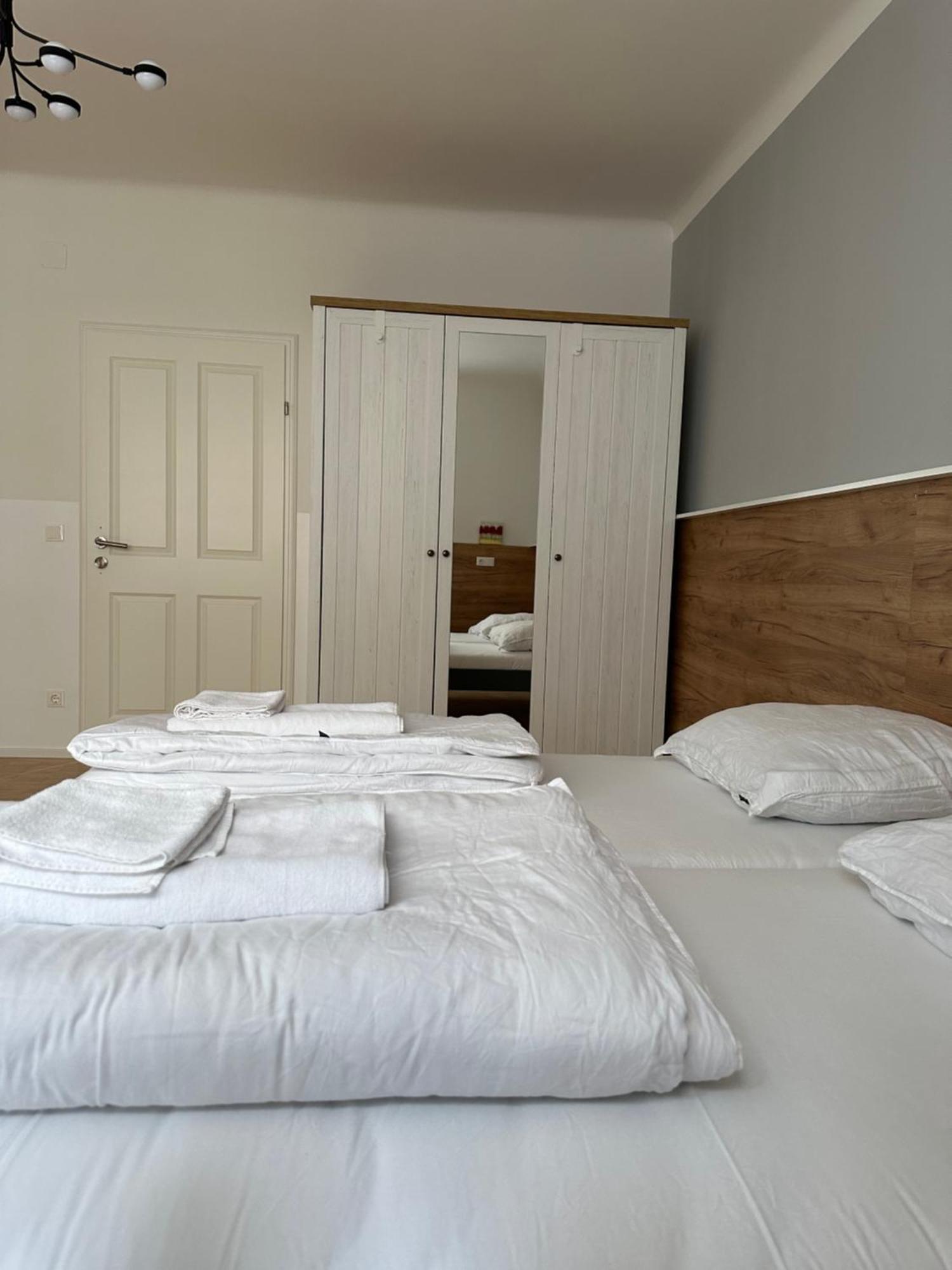 Lion'S Rooms N Apartments Viena Exterior foto